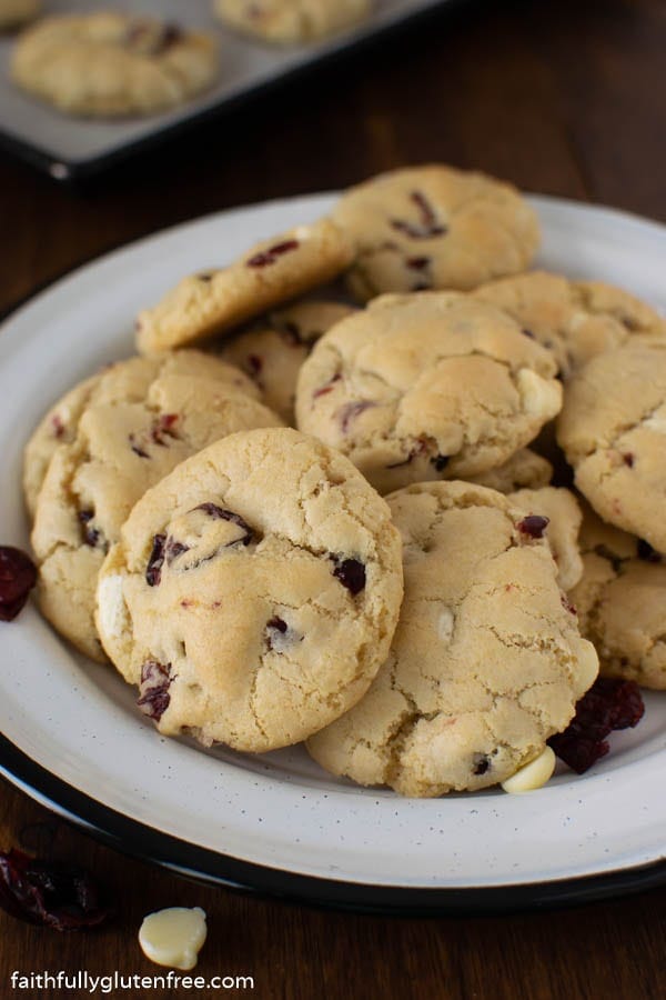 A plate of white chocolate cranberry cookies