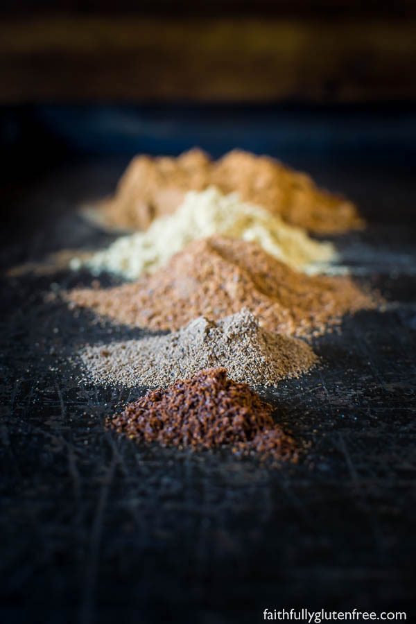Individual spices used to make pumpkin pie spice