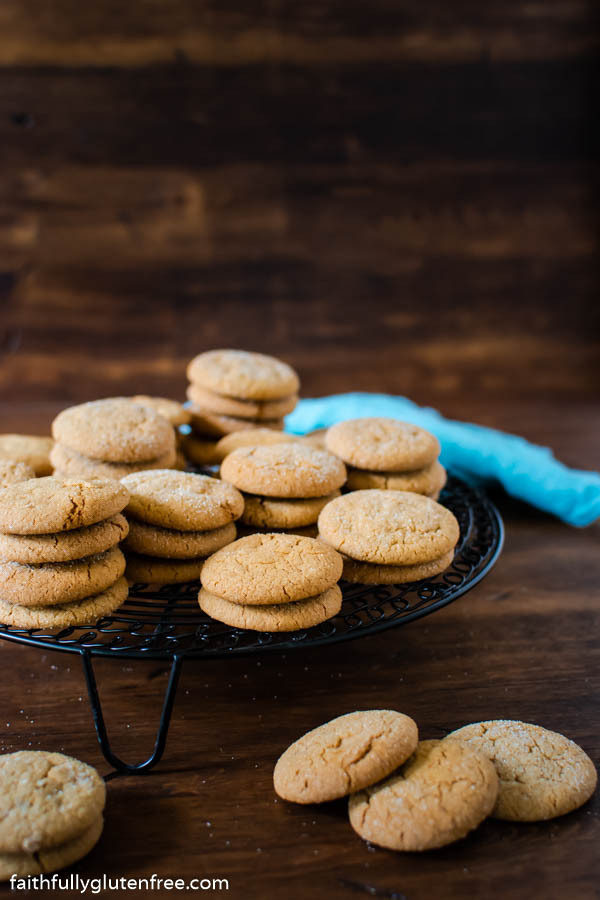 Stacks of ginger snaps on a cooling rack