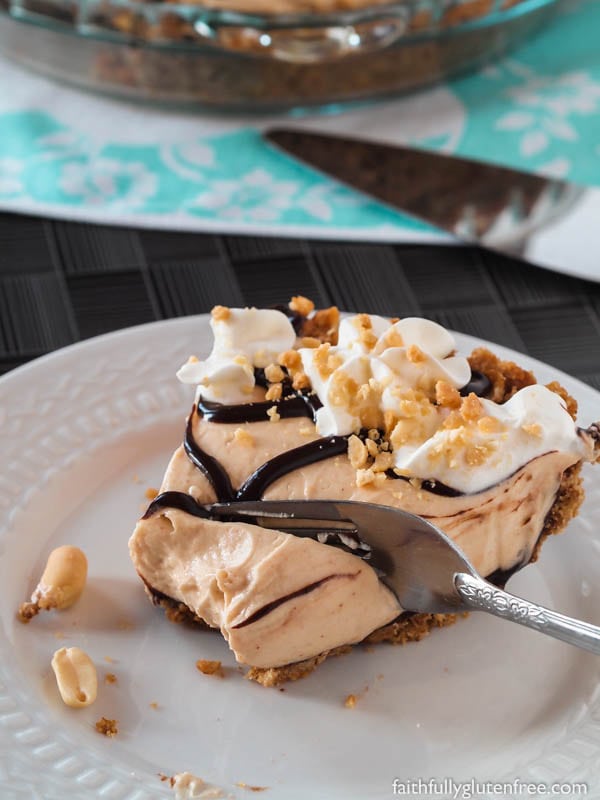 A tall glass of milk or a strong cup of coffee is all that you need to accompany this easy no bake Peanut Butter Pie with Chocolate Covered Pretzel Crust.