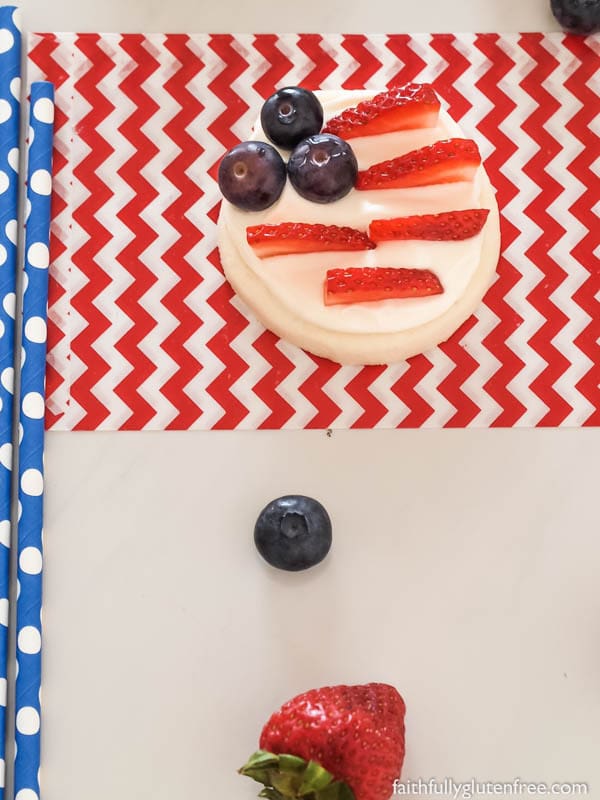 No matter what you're celebrating, these Gluten Free Mini Fruit Pizzas will be a hit!