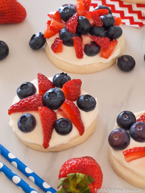 No matter what you're celebrating, these Gluten Free Mini Fruit Pizzas will be a hit!