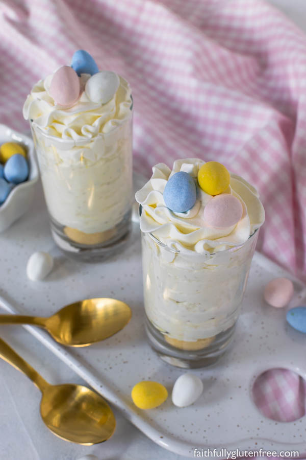 Gluten free No Bake Mini Egg Cheesecakes will rescue you if you're stuck looking for a last minute Easter dessert. Make them in individual jars or glasses, they can be ready in less than 30 minutes.