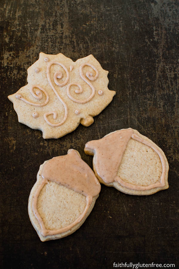 Add a little extra kick to the ordinary with these gluten free Spice Sugar Cookies. Perfect for the holiday cookie trays.
