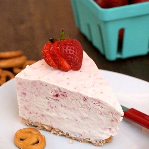 No-Bake Strawberry Ice Cream Cake
